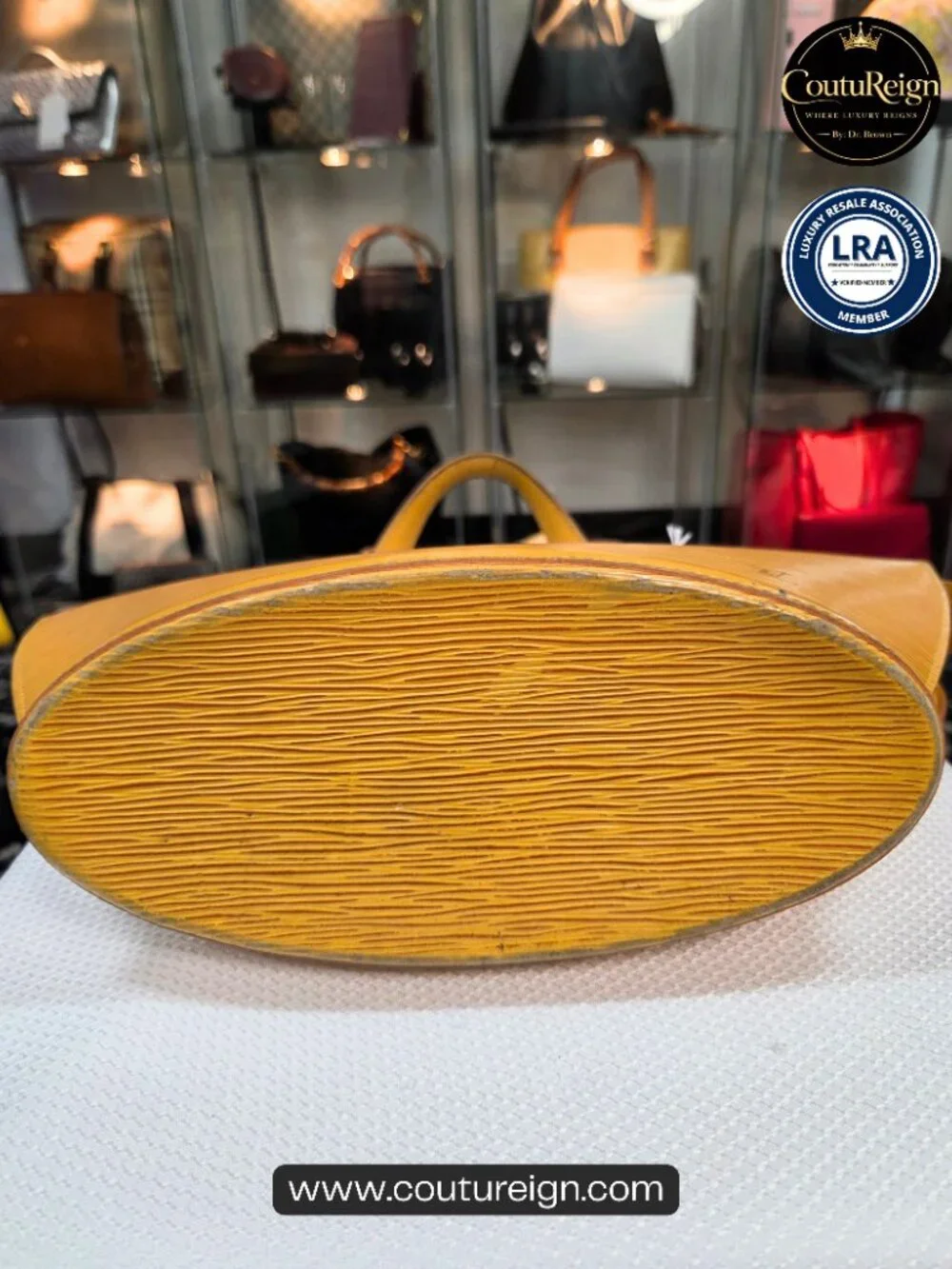 Louis Vuitton - Leather handbag,  Epi Saint Jacques PM, Yellow